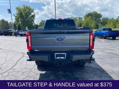 Used 2023 Ford F250 Lariat w/ Sport Appearance Package AWD/4WD image 8