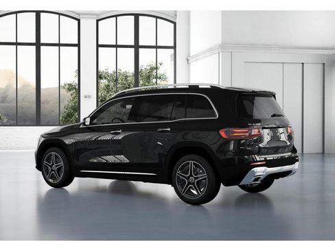 New 2026 Mercedes-Benz GLB 250 4MATIC image 30