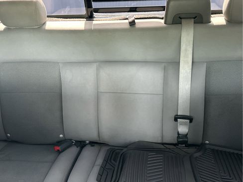 Used 2005 Ford F150 XLT AWD/4WD image 17