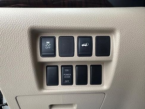 Used 2011 Nissan Quest SL w/ Bose Pkg image 26