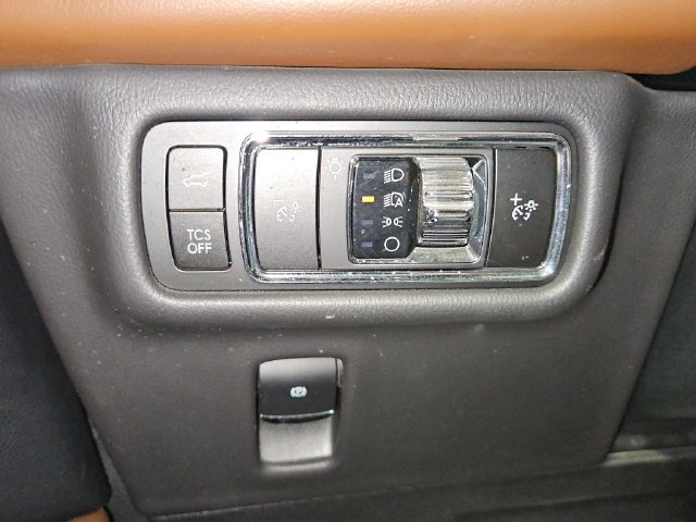 Used 2023 Lincoln Nautilus Reserve w/ Equipment Group 201A AWD/4WD image 34
