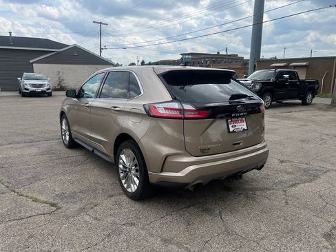 Used 2021 Ford Edge Titanium w/ Equipment Group 301A AWD/4WD image 8