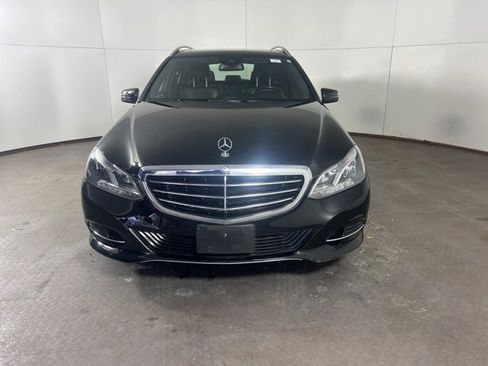 Used 2014 Mercedes-Benz E 350 4MATIC Wagon image 2