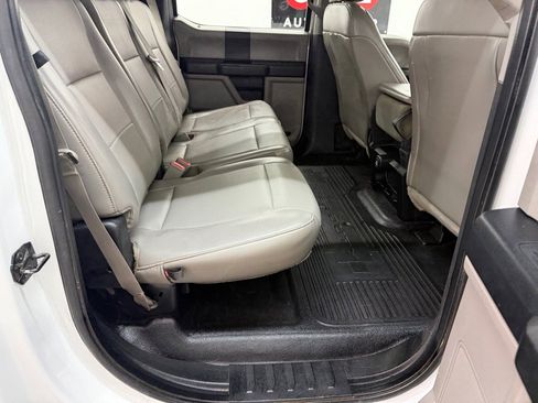 Used 2019 Ford F250 XL w/ Power Equipment Group image 18