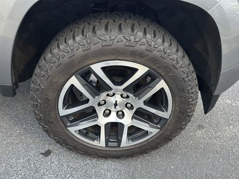 Used 2023 Chevrolet Colorado Z71 w/ Z71 Convenience Package 2 image 36