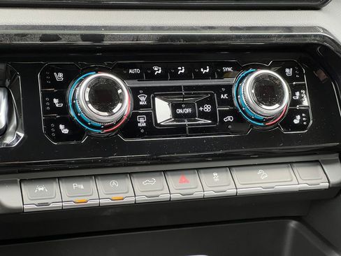 New 2026 GMC Sierra 1500 AT4 w/ AT4 Premium Package image 35