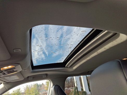 Certified 2024 Toyota Highlander XLE image 14