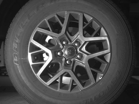 Used 2025 Jeep Wrangler Sahara image 13