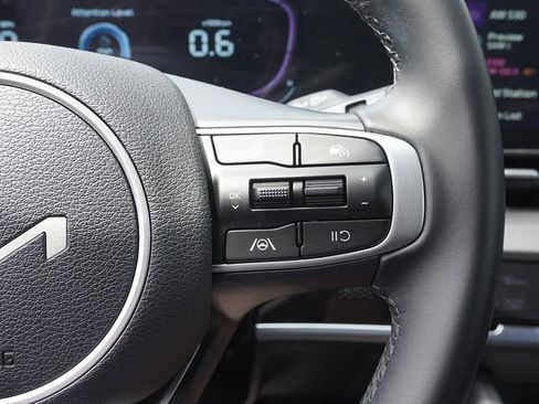 Used 2023 Kia Sportage EX FWD image 40
