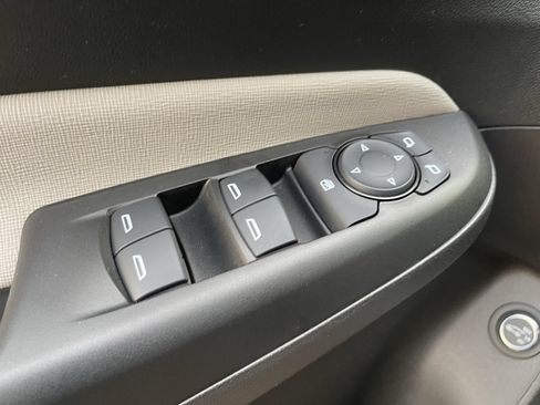 Used 2025 Buick Envista Avenir FWD image 10