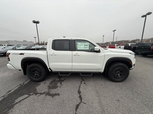 New 2026 Nissan Frontier PRO-4X w/ Pro-4x Convenience Package image 4