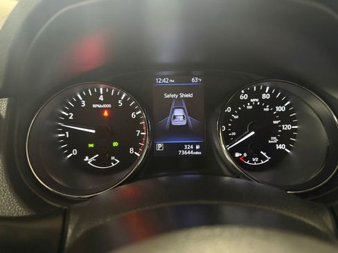 Used 2018 Nissan Rogue SL w/ Premium Package AWD/4WD image 10