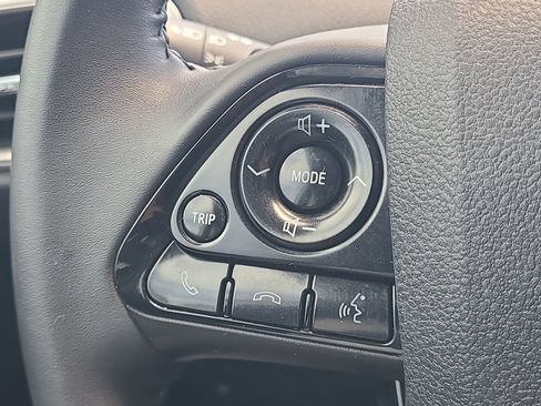 Used 2021 Toyota Prius Prime FWD image 19