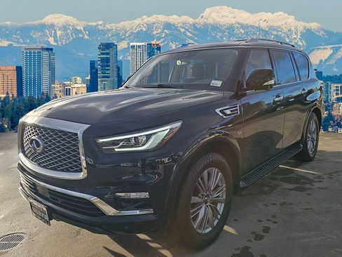 Used 2019 INFINITI QX80 Luxe w/ All-Season Package image 3