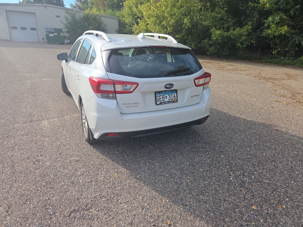 Used 2018 Subaru Impreza 2.0i Premium AWD/4WD image 11