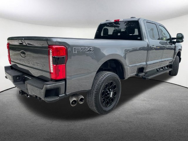 Certified 2025 Ford F350 Lariat w/ Black Appearance Package AWD/4WD image 14