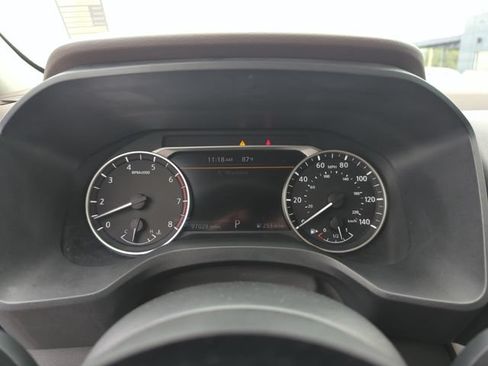 Certified 2021 Nissan Rogue SV FWD image 47