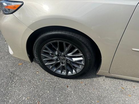 Used 2018 Lexus ES 350 w/ Navigation System Package FWD image 9