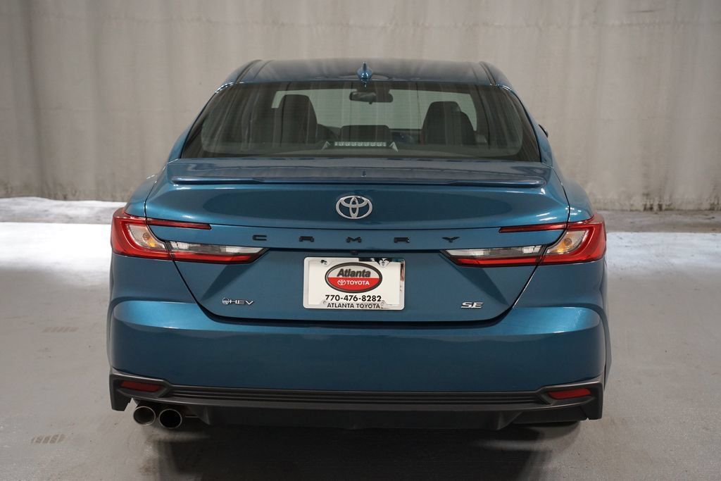 Certified 2025 Toyota Camry SE FWD image 7