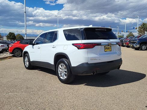 Used 2023 Chevrolet Traverse LS image 6