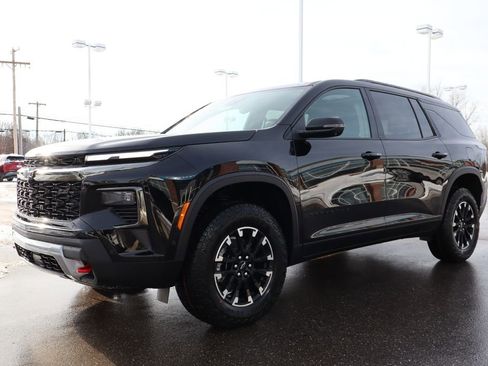 New 2026 Chevrolet Traverse Z71 w/ Enhanced Driving Package image 8