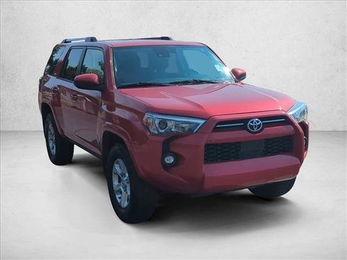 Used 2021 Toyota 4Runner SR5 image 3