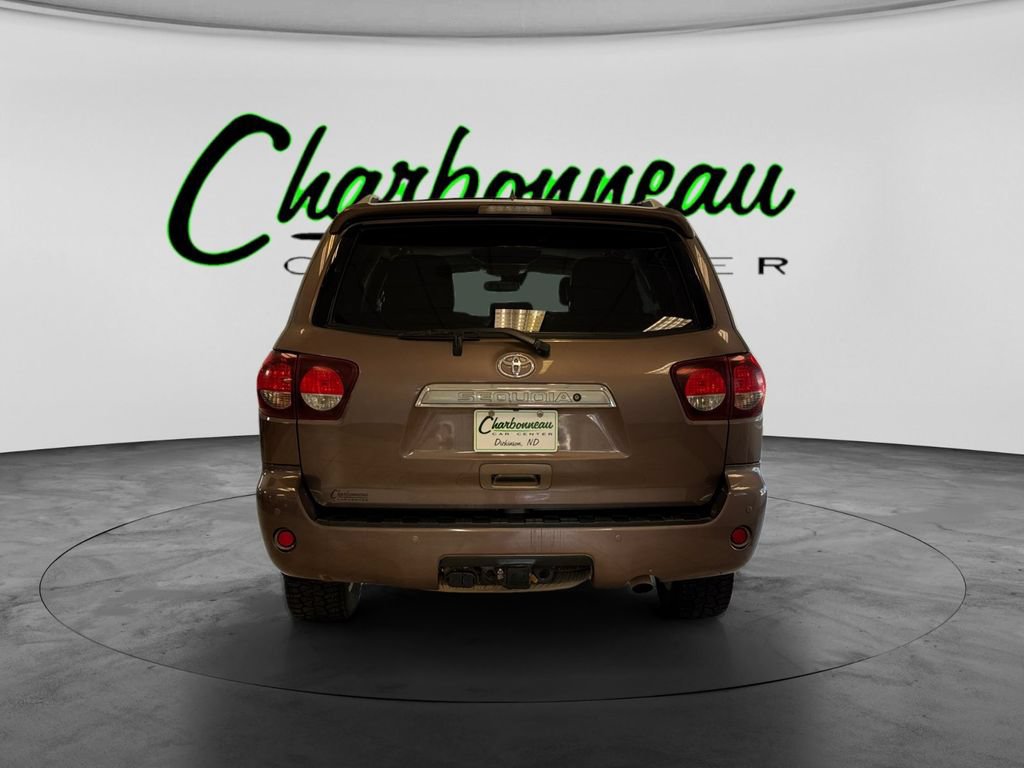 Used 2018 Toyota Sequoia Platinum AWD/4WD image 4