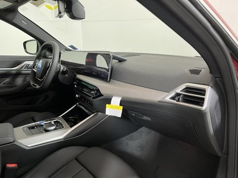 Used 2025 BMW i4 xDrive40i w/ Premium Package image 23