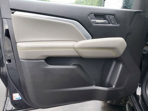 New 2025 Chevrolet Colorado ZR2 w/ Technology Package image 12