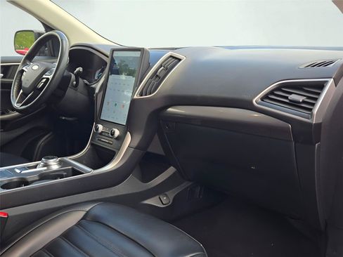 Used 2024 Ford Edge SEL AWD/4WD image 6
