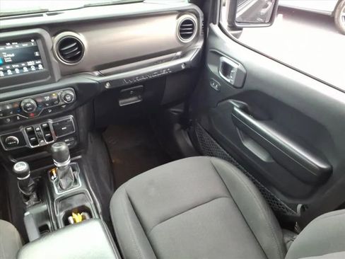 Used 2019 Jeep Wrangler Unlimited Sport S image 18