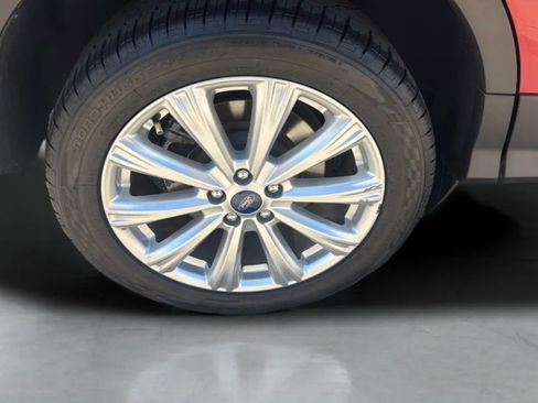 Used 2019 Ford Escape SEL AWD/4WD image 35
