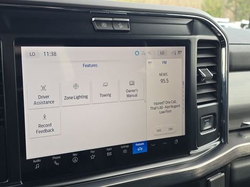 Used 2025 Ford F250 Lariat w/ Chrome Package image 34