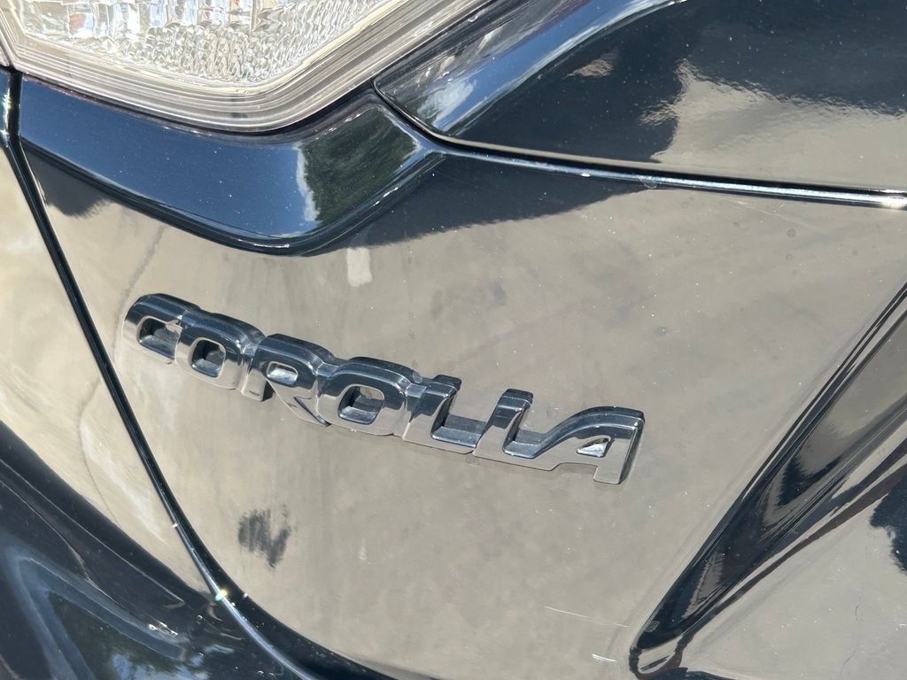 Certified 2025 Toyota Corolla LE FWD image 12