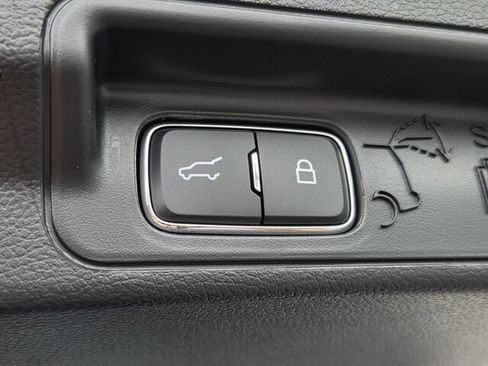 Used 2026 Ford Explorer Active w/ Active Comfort Package RWD image 16