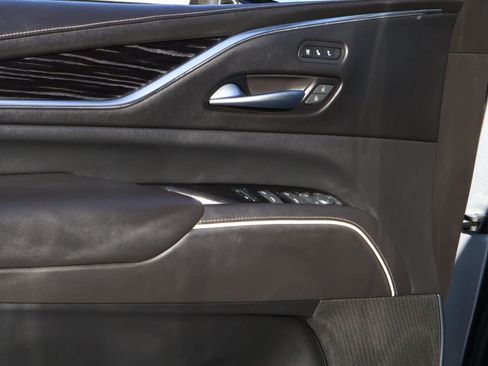 Used 2021 Cadillac Escalade ESV Sport image 22