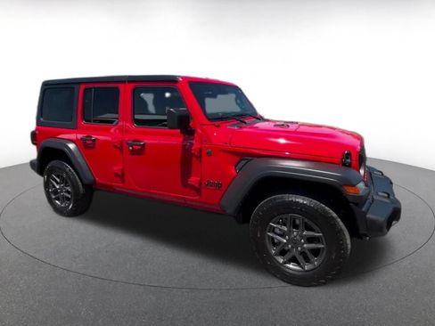 Used 2025 Jeep Wrangler Unlimited Sport AWD/4WD image 16