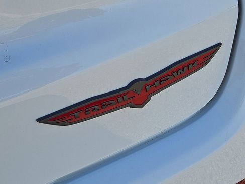 Used 2022 Jeep Compass Trailhawk image 14