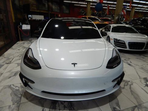 Used 2021 Tesla Model 3 Long Range image 3