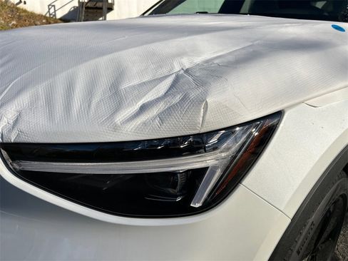 New 2026 Volvo XC40 B5 Ultra w/ Climate Package image 7