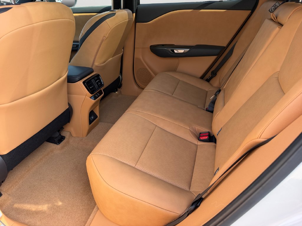 Used 2024 Lexus RZ 300e Premium FWD image 12