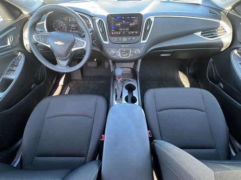 Used 2024 Chevrolet Malibu RS FWD image 10