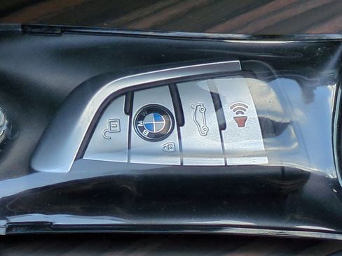 Certified 2023 BMW M550i xDrive image 35