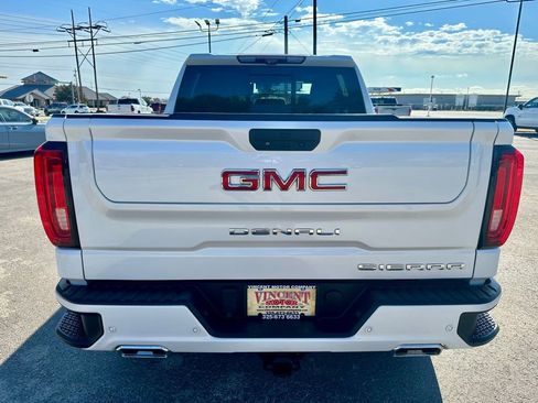 Used 2020 GMC Sierra 1500 Denali w/ Denali Premium Package image 4