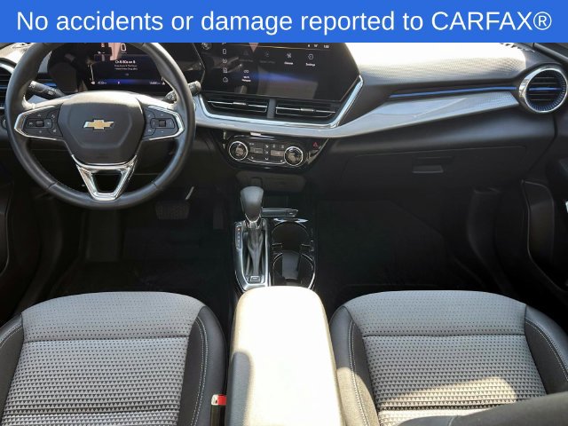 Used 2025 Chevrolet Trax LT w/ Driver Confidence Package FWD image 15