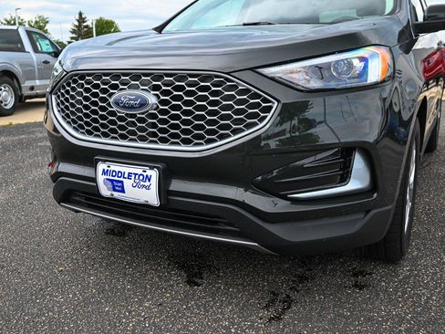 Used 2023 Ford Edge SEL AWD/4WD image 11