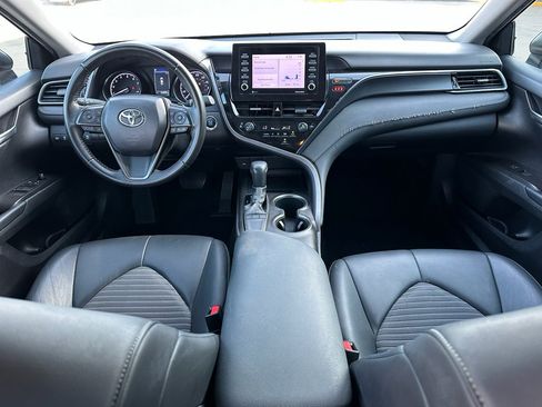 Used 2023 Toyota Camry SE w/ Convenience Package image 14