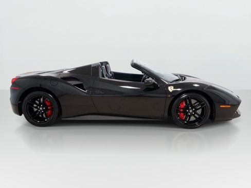 Certified 2018 Ferrari 488 Spider RWD image 6