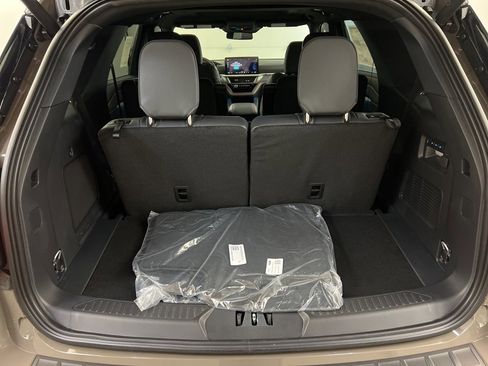 New 2026 Ford Explorer ST w/ Sun And Sound Package image 36