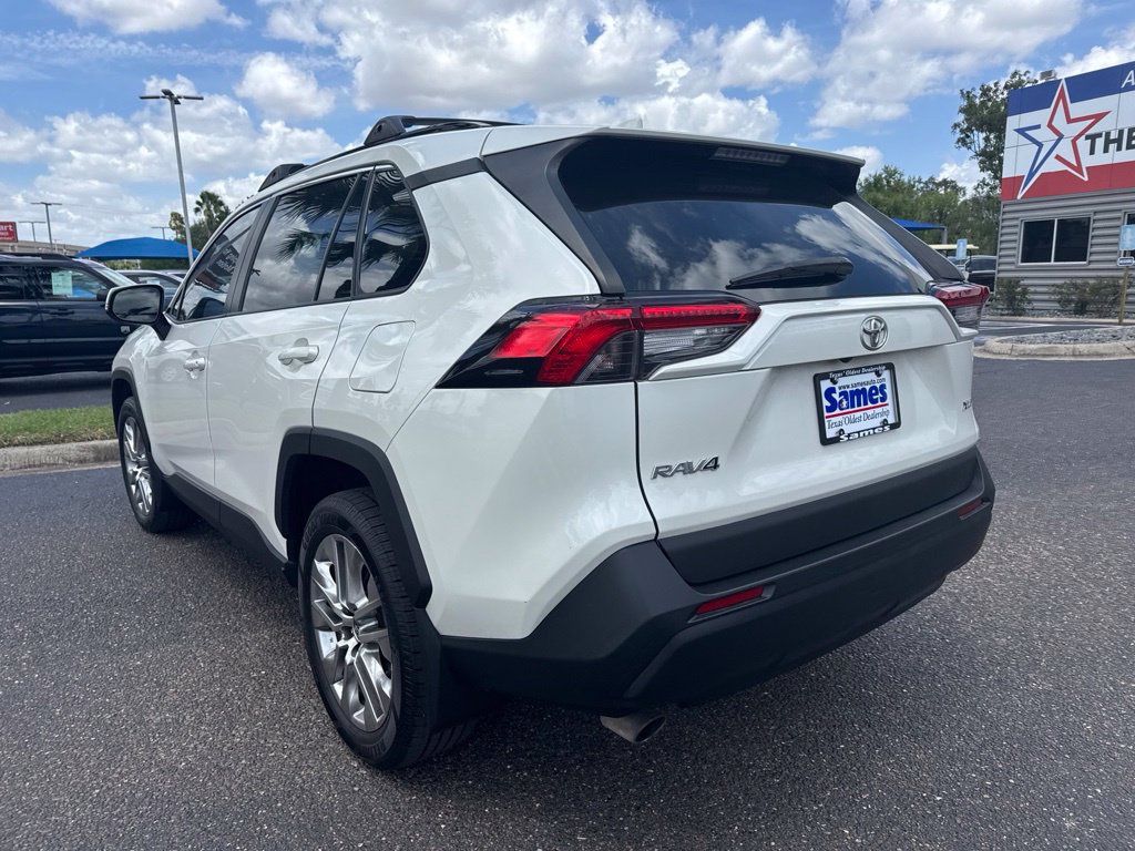 Used 2021 Toyota RAV4 XLE Premium FWD image 2